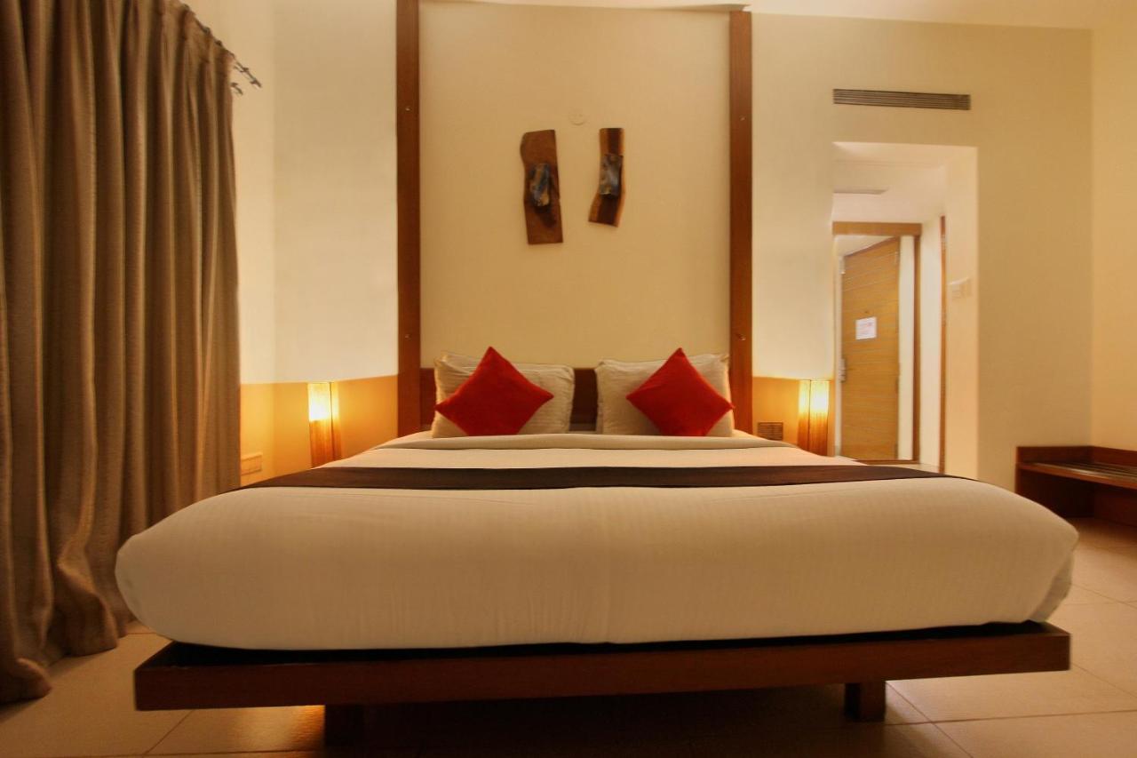 Capital O 16165 Cartier Hotel Bangalore Ngoại thất bức ảnh