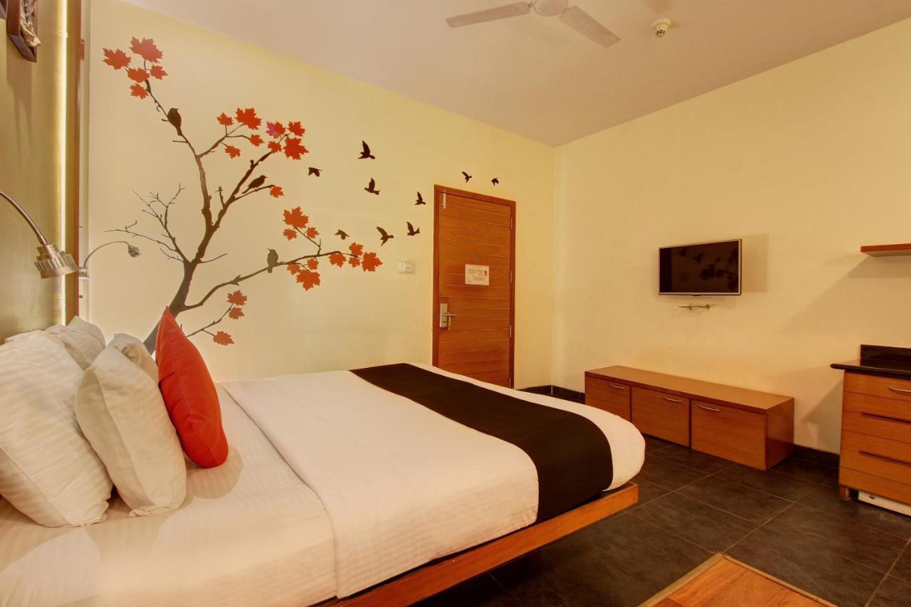 Capital O 16165 Cartier Hotel Bangalore Phòng bức ảnh