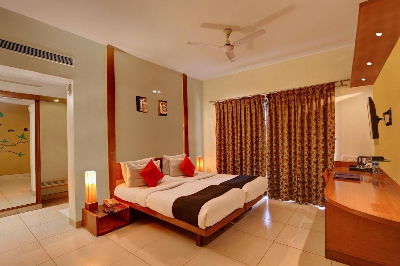 Capital O 16165 Cartier Hotel Bangalore Ngoại thất bức ảnh