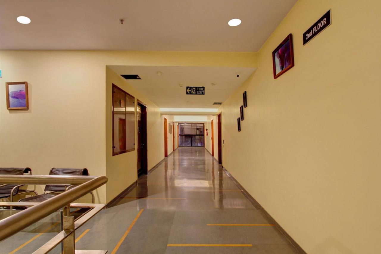 Capital O 16165 Cartier Hotel Bangalore Ngoại thất bức ảnh